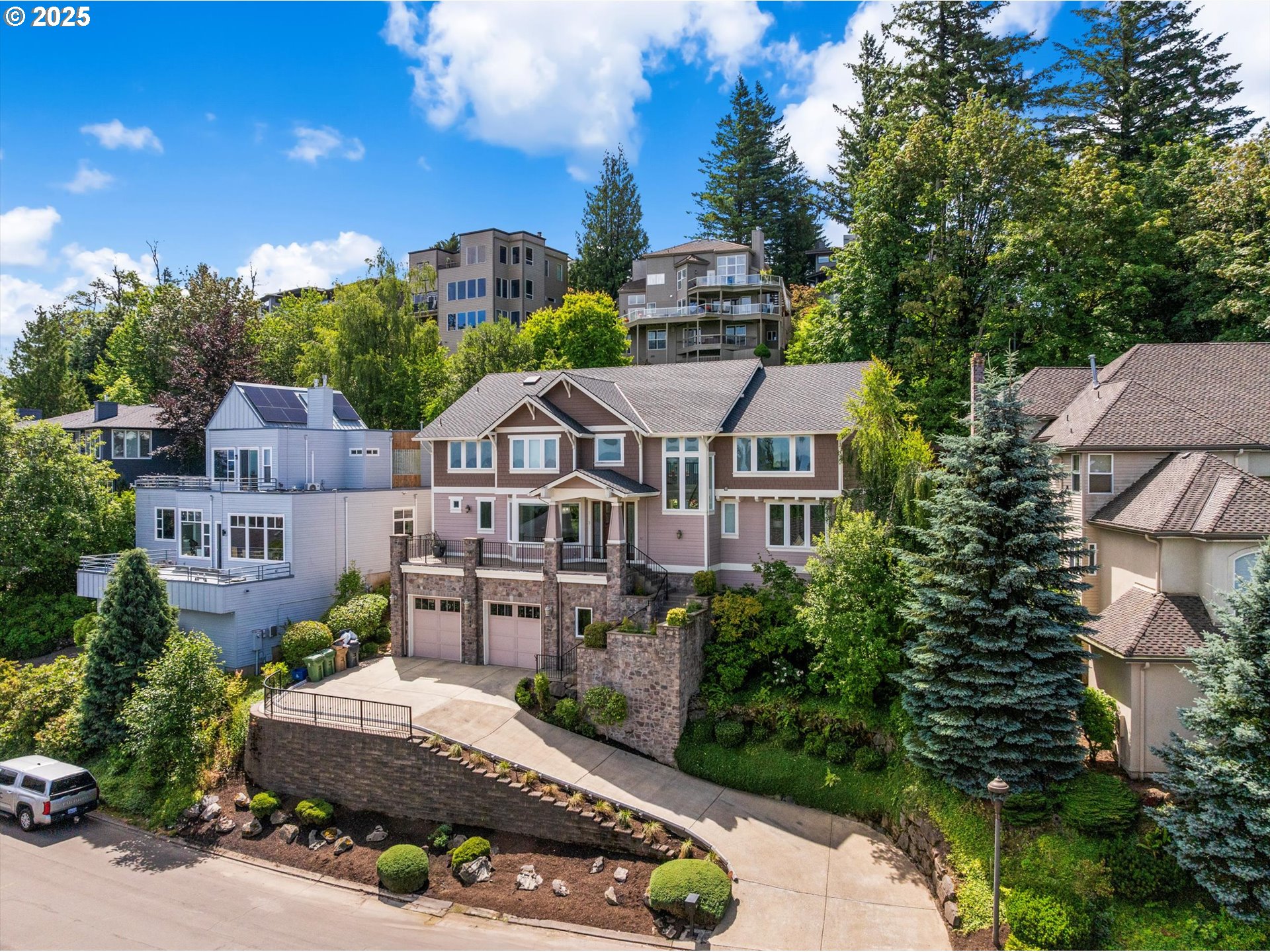 100 GARIBALDI ST