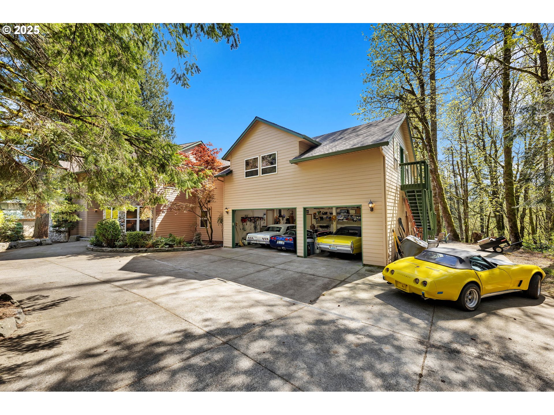 1352 BUHMAN RD