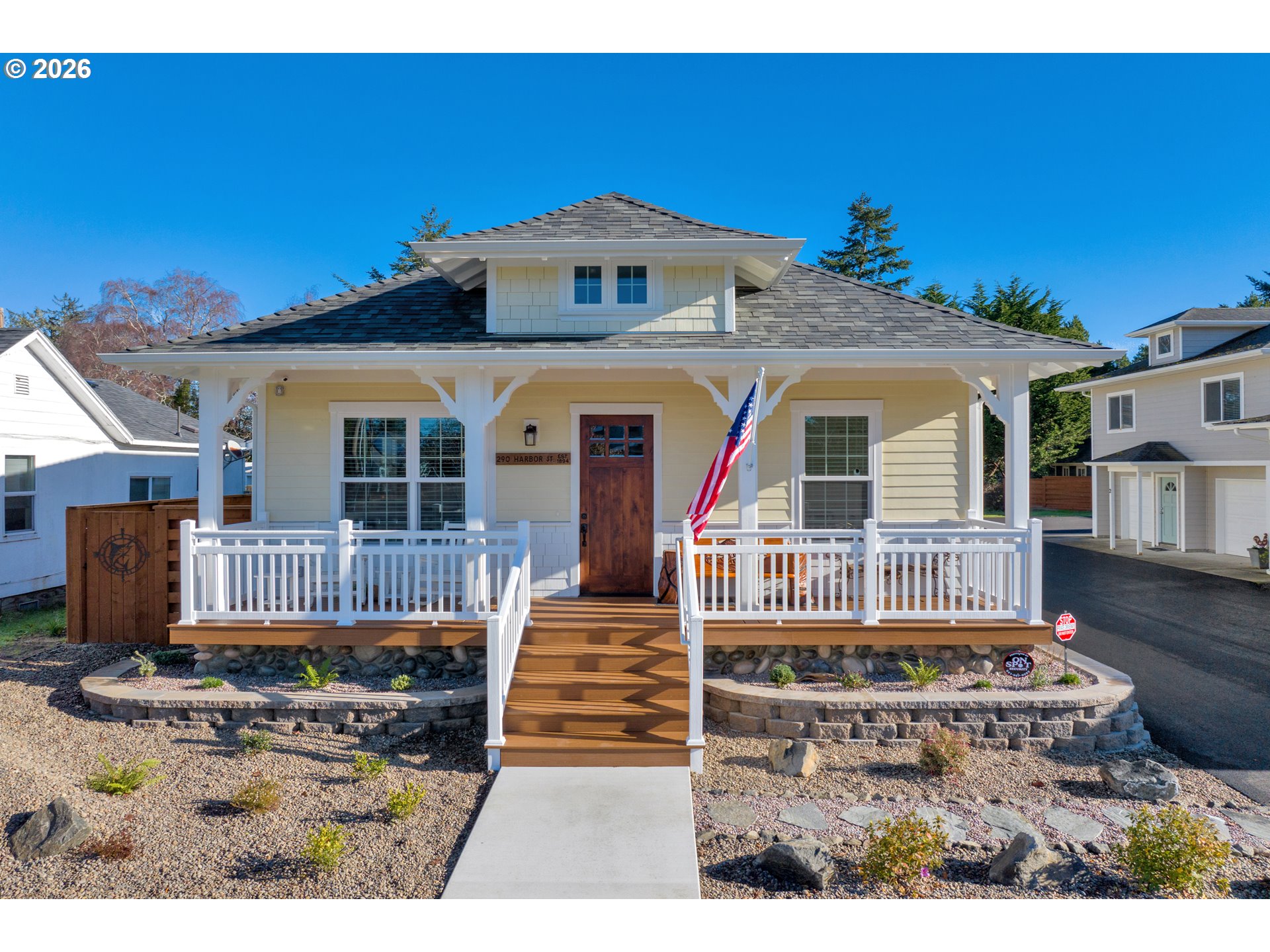 290 HARBOR ST