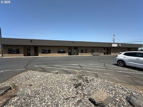 405 N 1ST ST Hermiston OR 97838