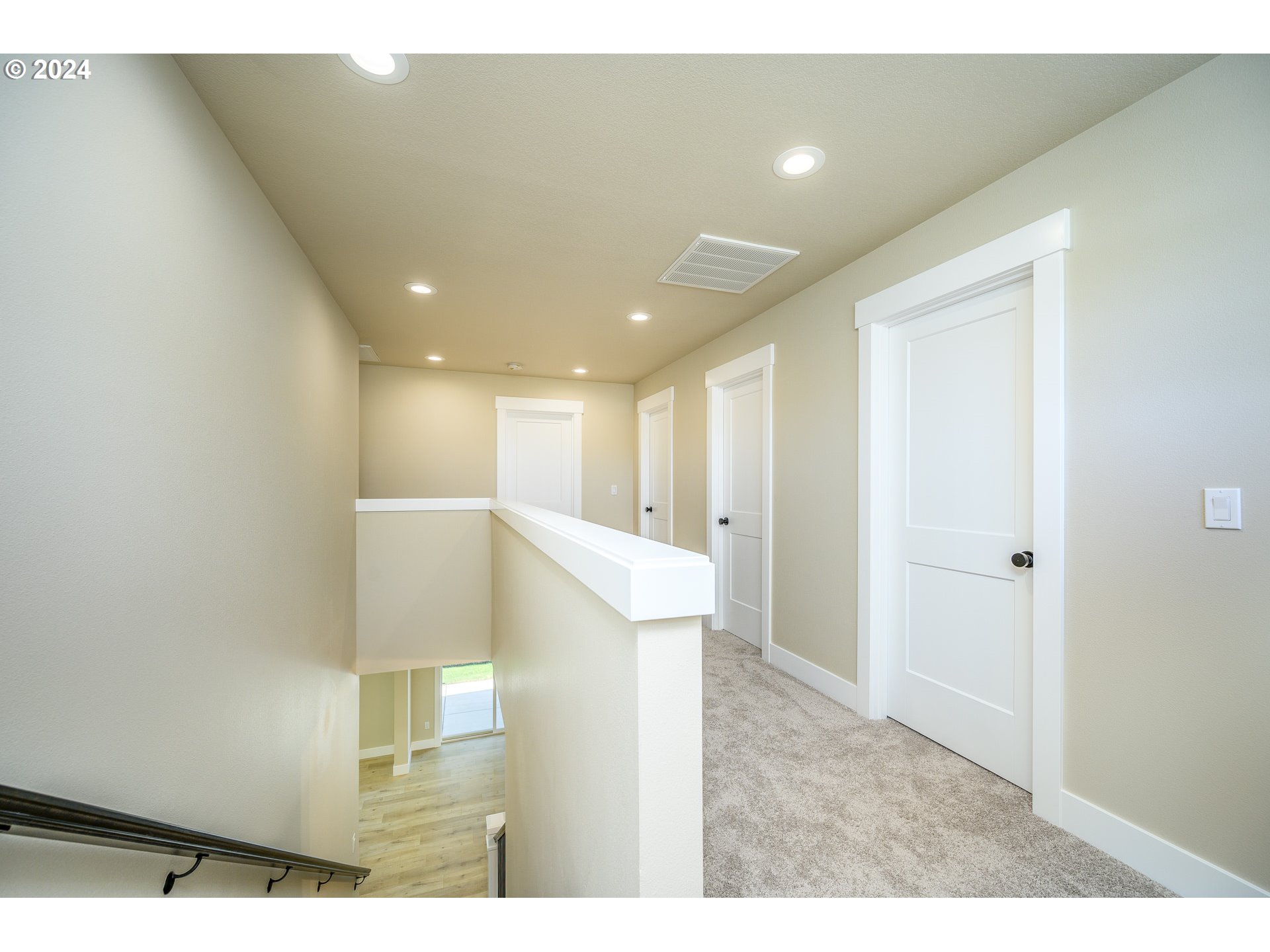 Newberg, Oregon 97132, United States, 4 Bedrooms Bedrooms, ,3 BathroomsBathrooms,Residential,Active,26449