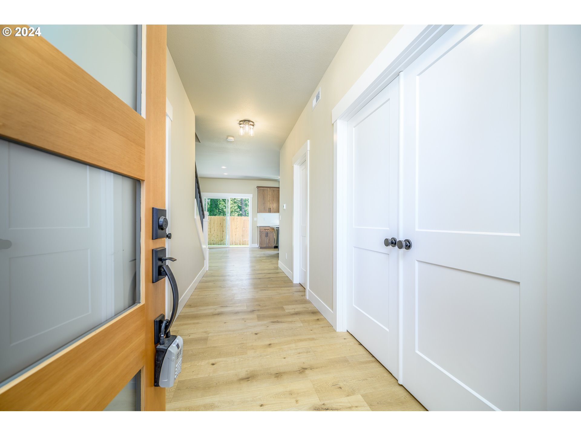 Newberg, Oregon 97132, United States, 4 Bedrooms Bedrooms, ,3 BathroomsBathrooms,Residential,Active,26449