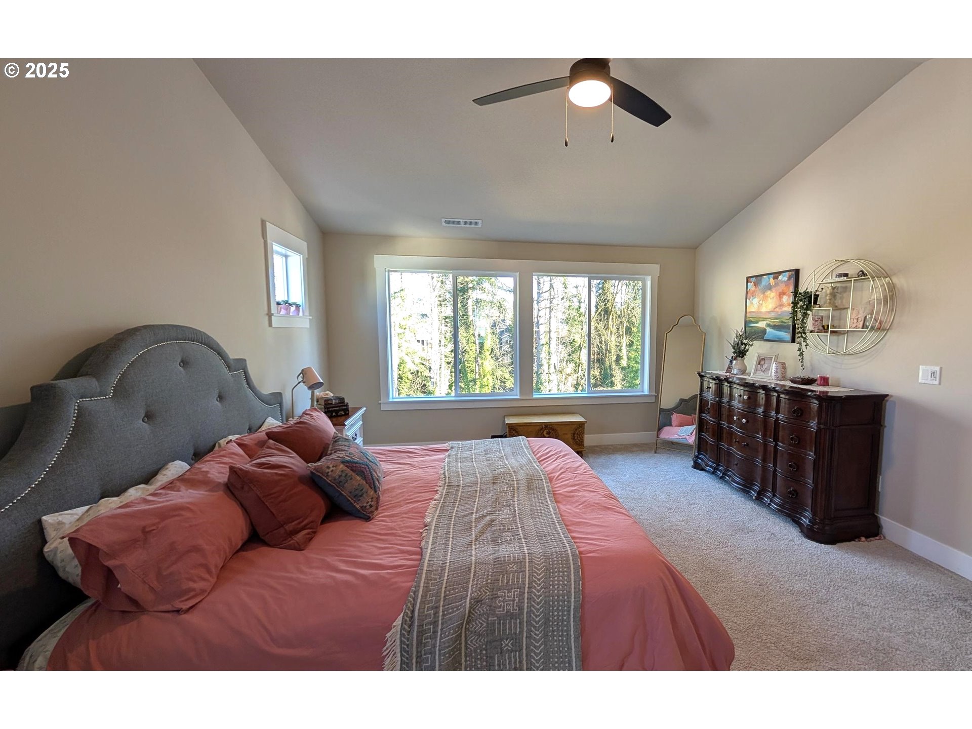 Newberg, Oregon 97132, United States, 4 Bedrooms Bedrooms, ,3 BathroomsBathrooms,Residential,Active,26449