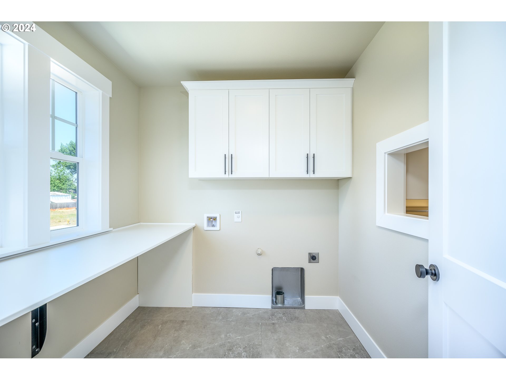 Newberg, Oregon 97132, United States, 4 Bedrooms Bedrooms, ,3 BathroomsBathrooms,Residential,Active,26449