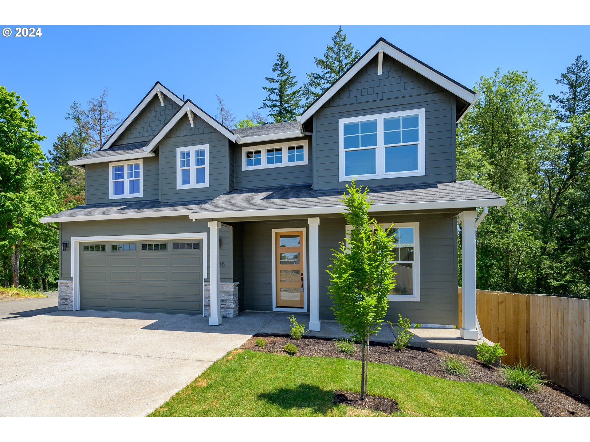Newberg, Oregon 97132, United States, 4 Bedrooms Bedrooms, ,3 BathroomsBathrooms,Residential,Active,26449