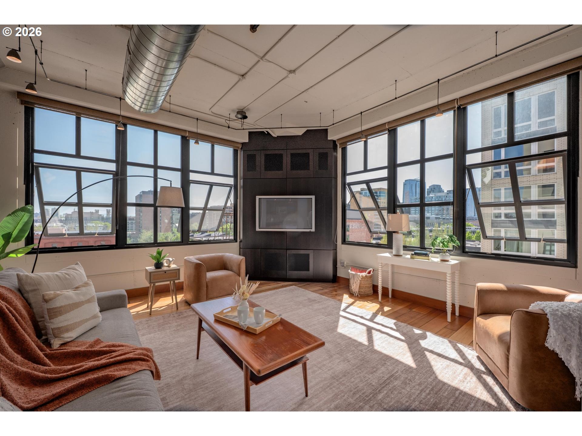 1400 NW Irving ST 609