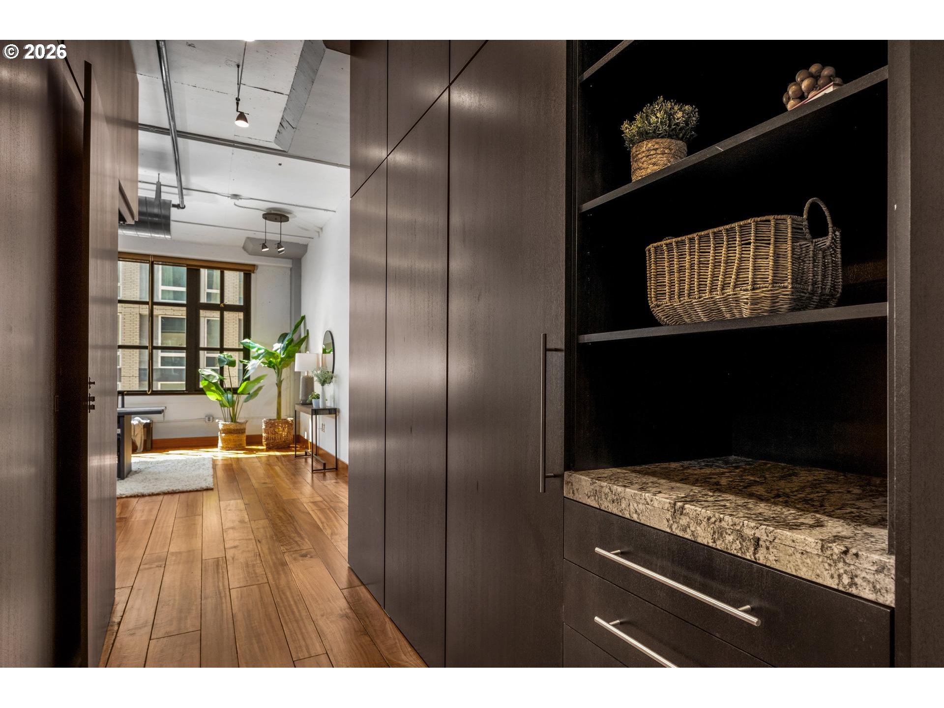 1400 NW Irving ST 609