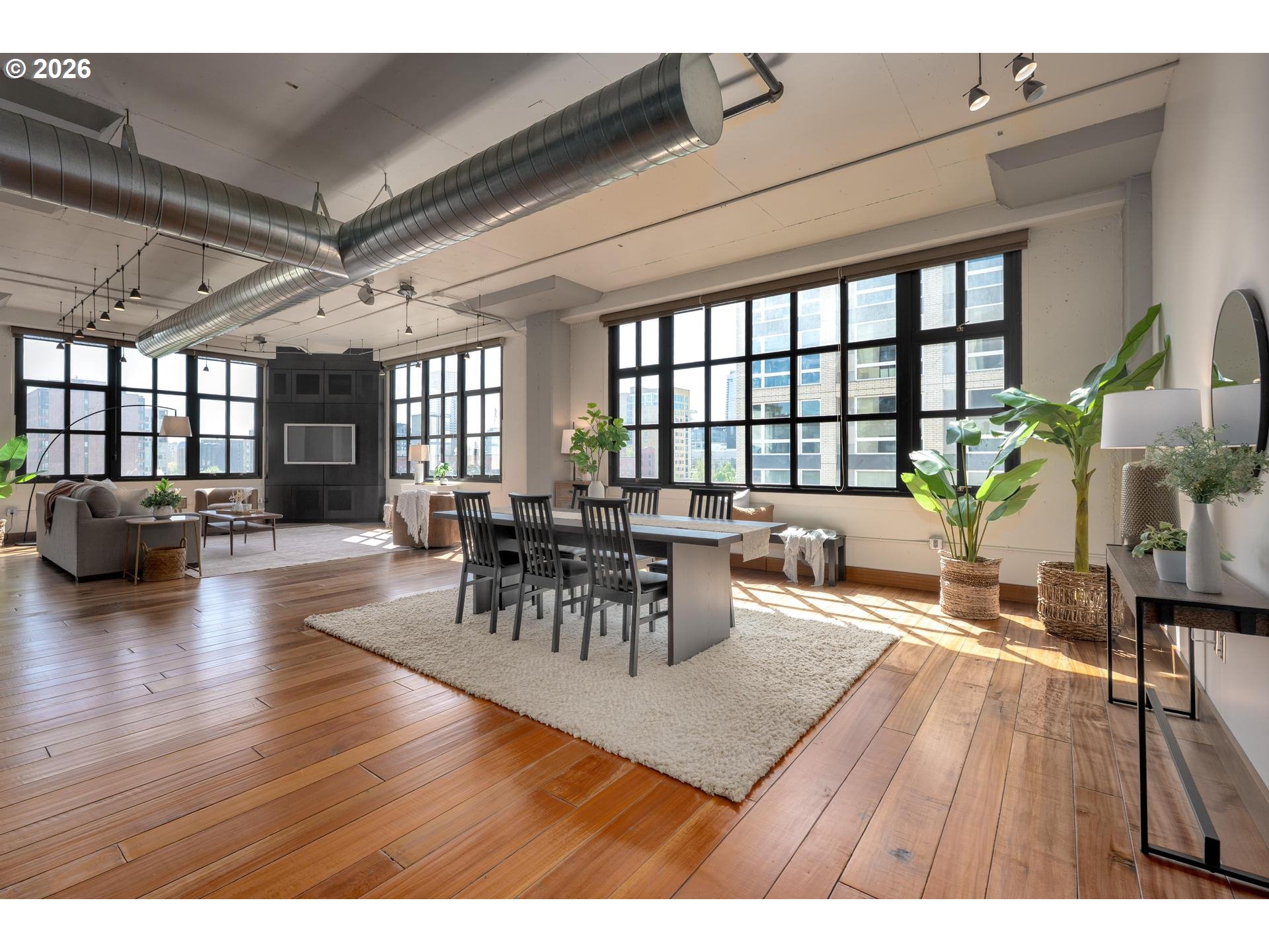 1400 NW Irving ST 609