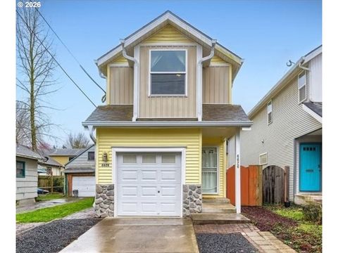 6626 N SENECA ST Portland OR 97203