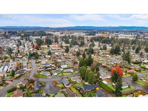 A home in Canby