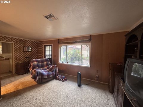 A home in Grants Pass