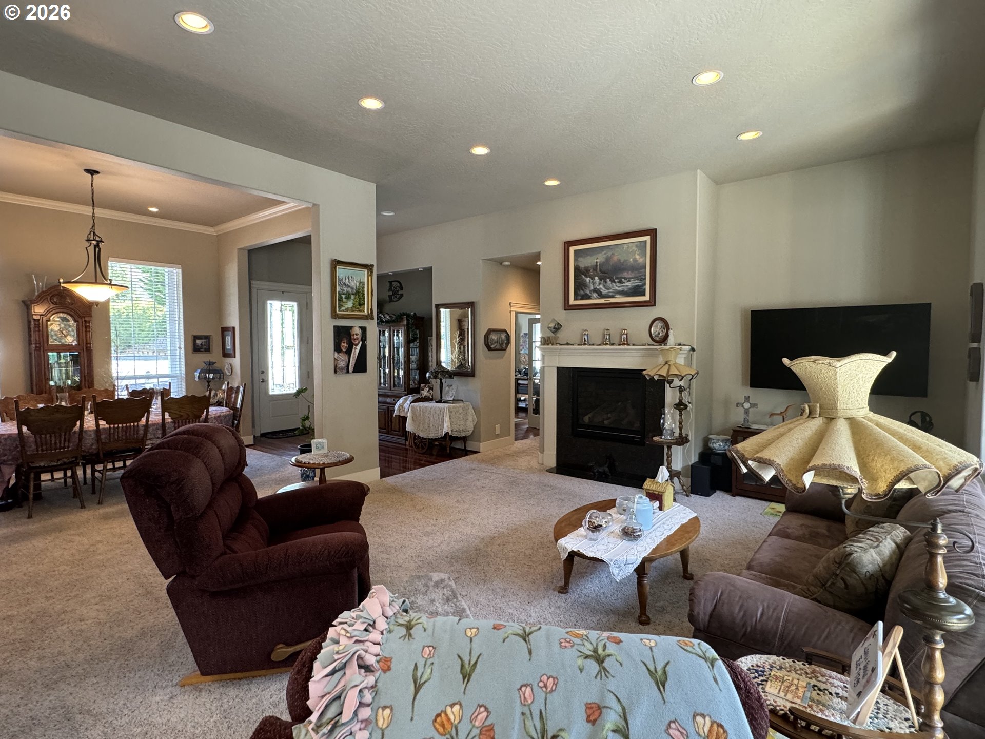 2510 WILLOW CREST CT