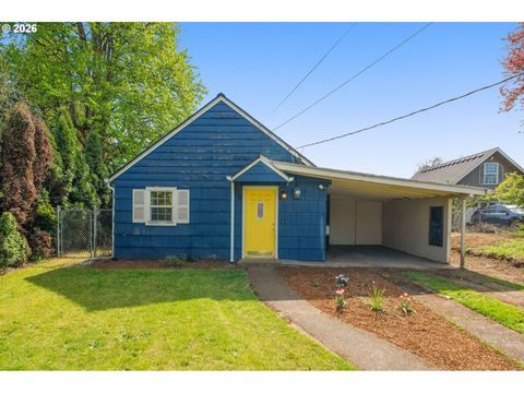 Photo of 2946 E 1st Ave, Camas, WA 98607 (MLS # 256028679)