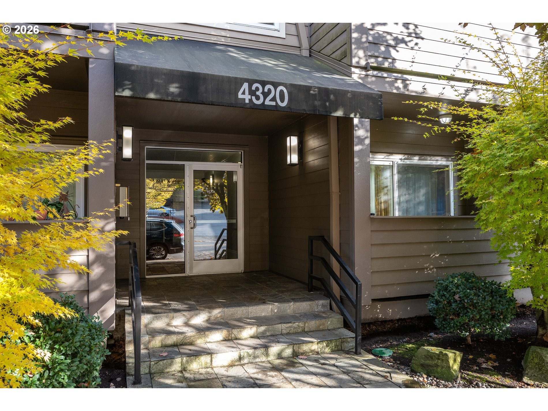 4320 S CORBETT AVE 212
