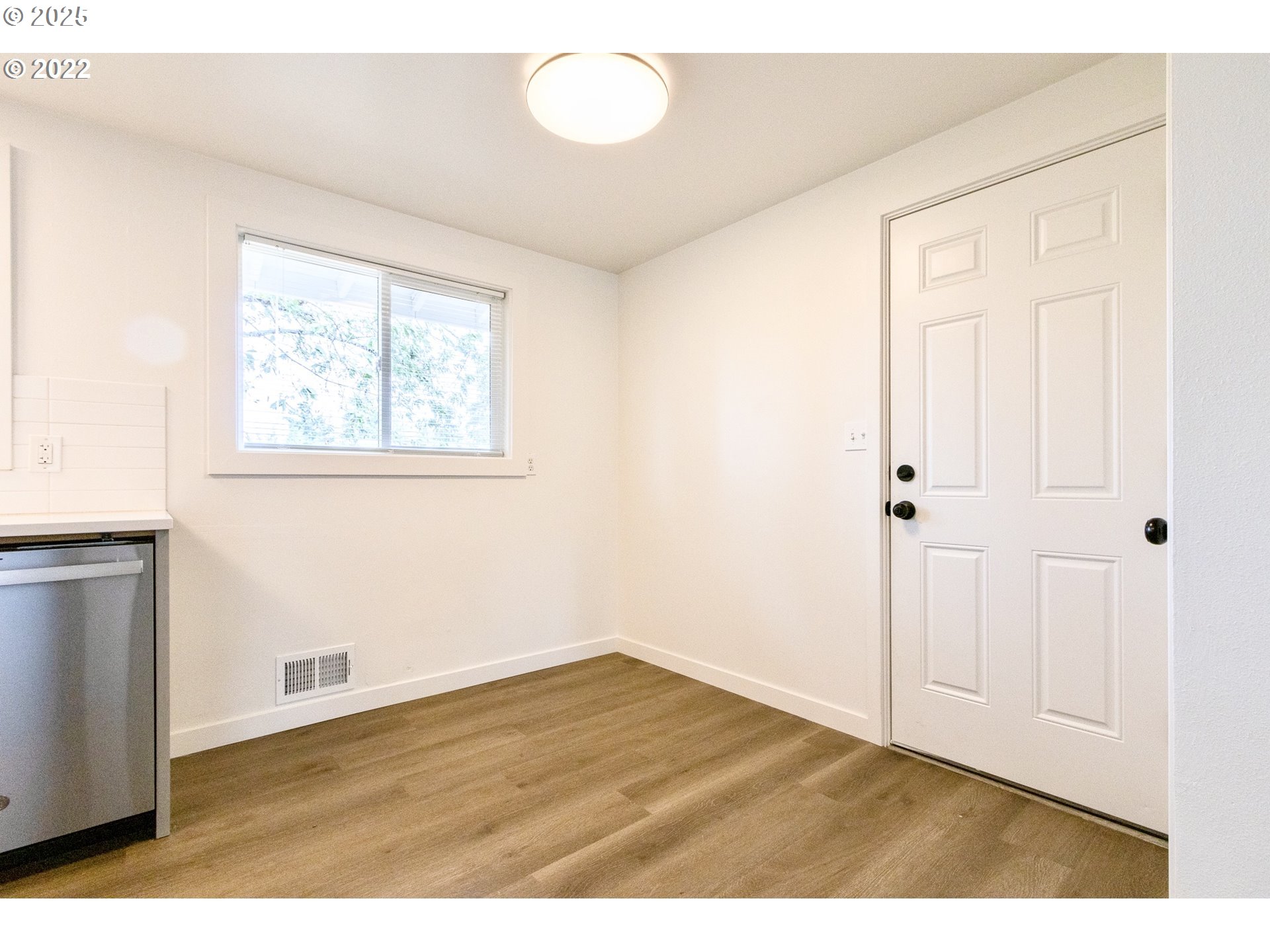 409 EASTFIELD DR