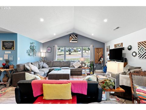 Tiny photo for 443 N Hyland Ln, Lowell, OR 97452 (MLS # 406304798)