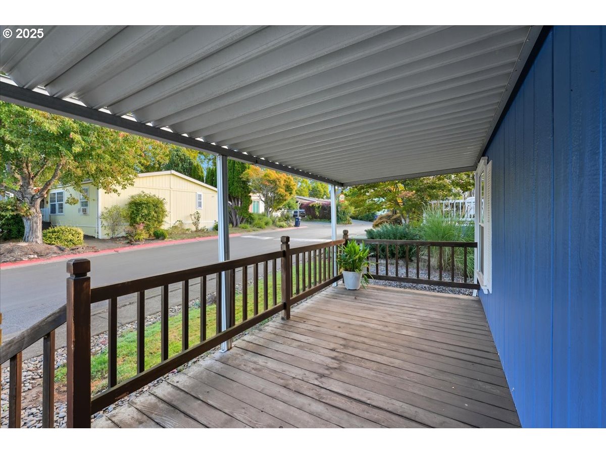 8300 NE QUATAMA ST 104
