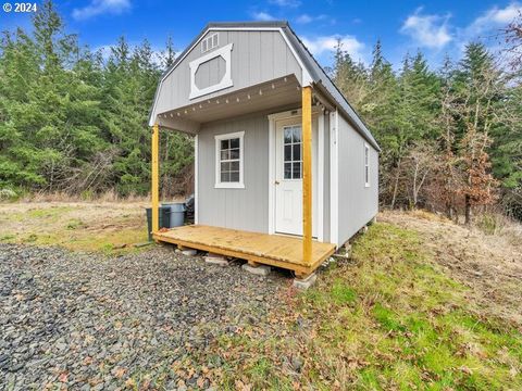 A home in Willamina