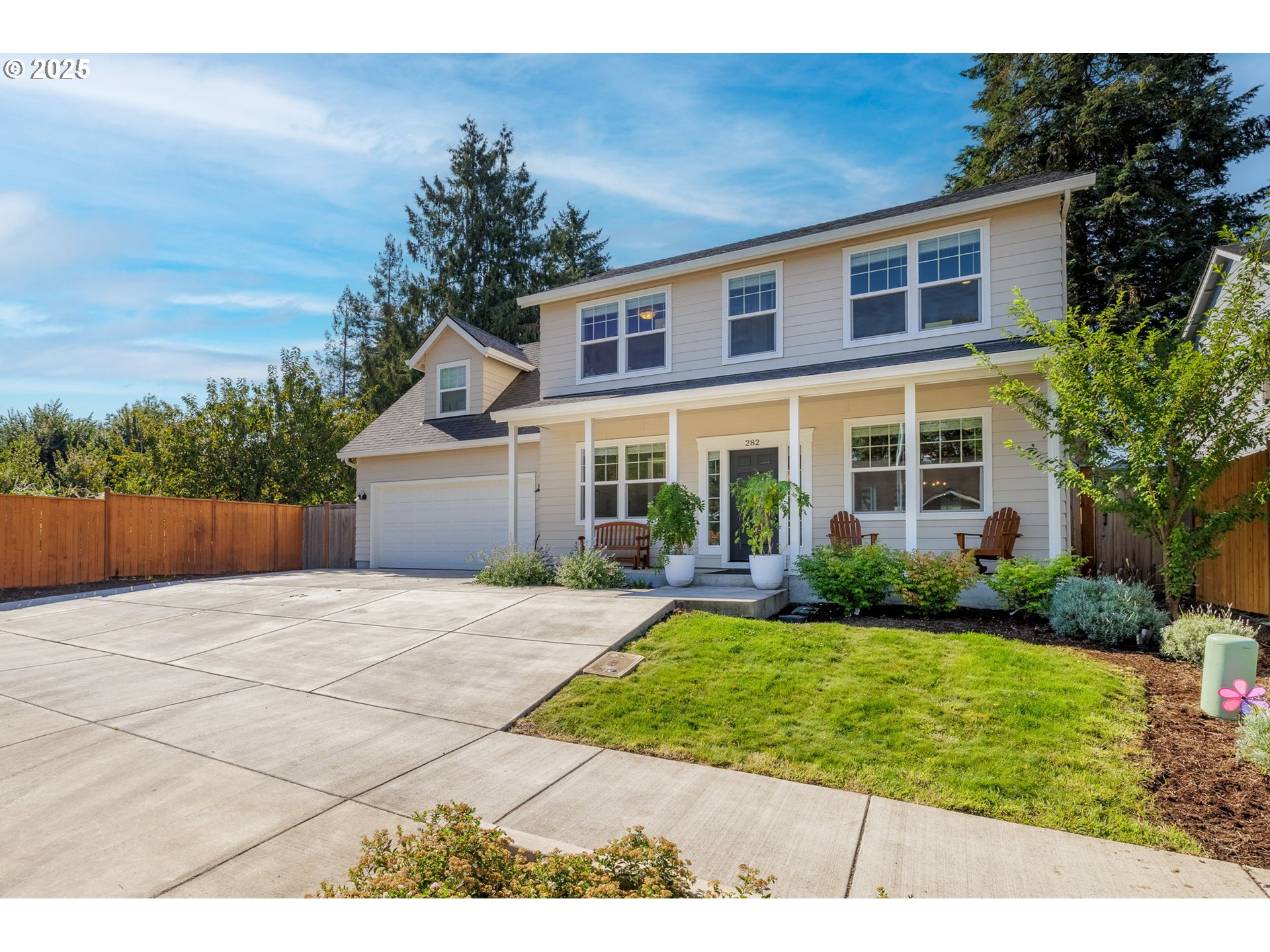 282 CAROLYN DR