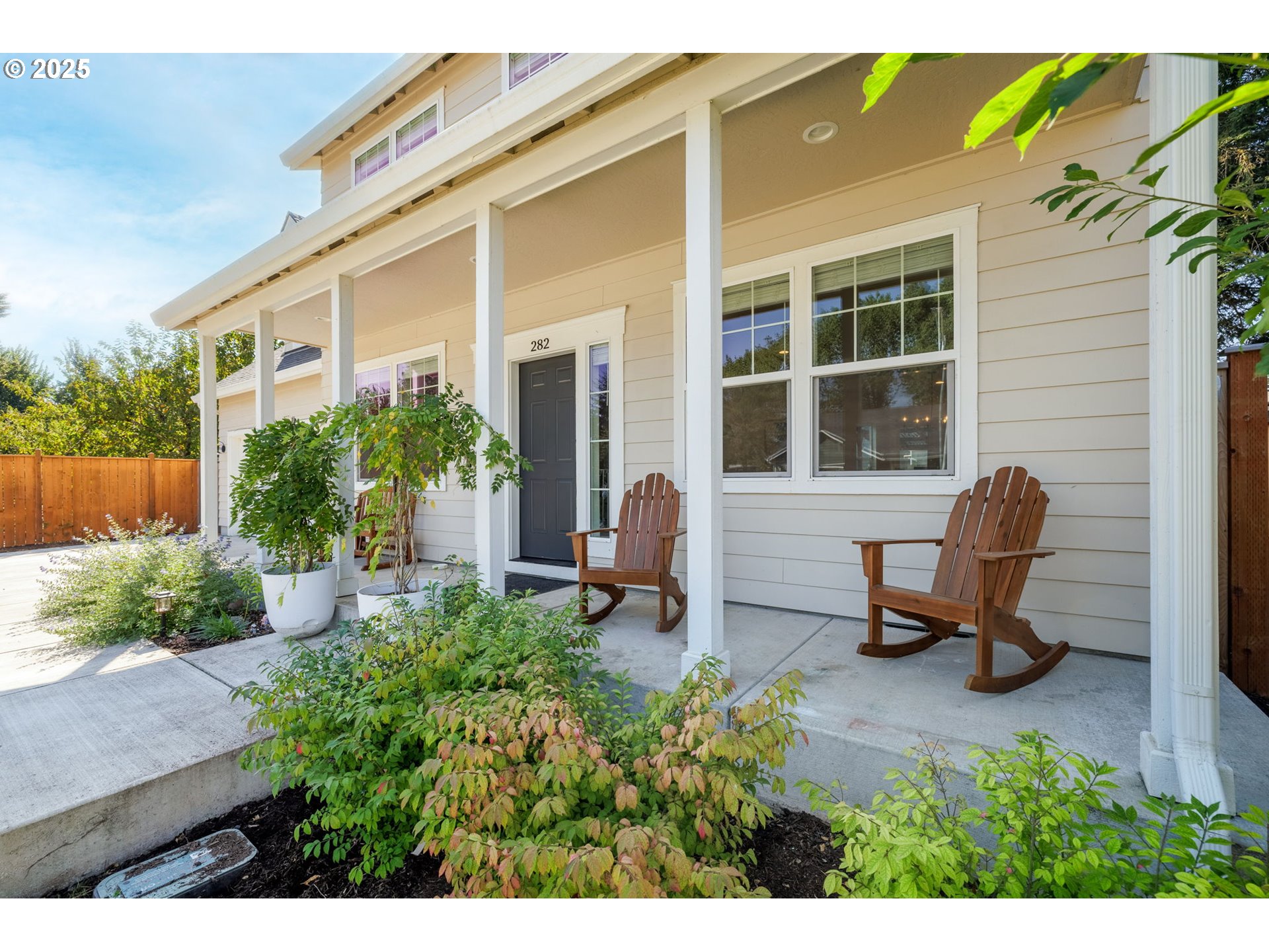 282 CAROLYN DR