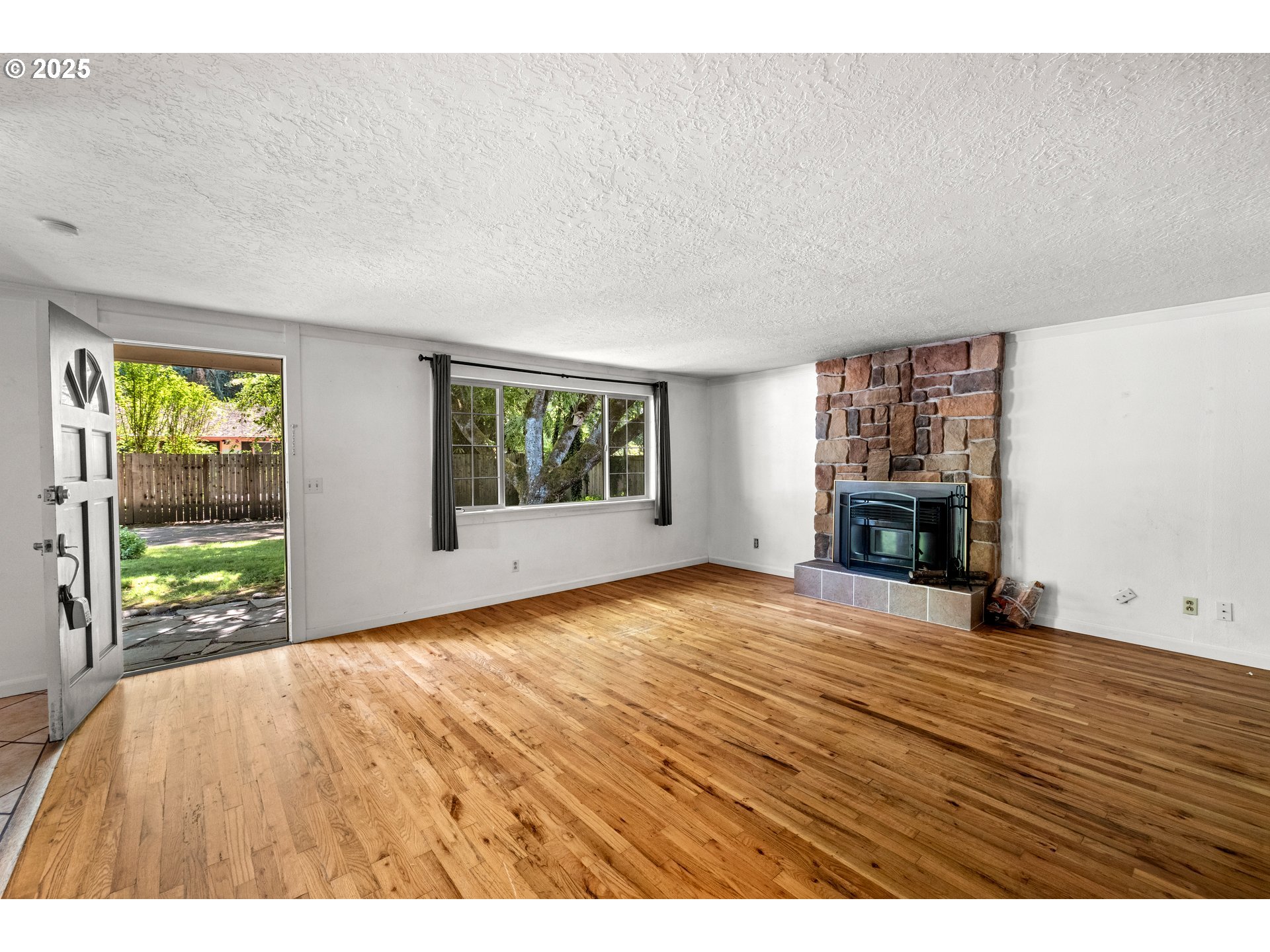 18021 TUALATA AVE