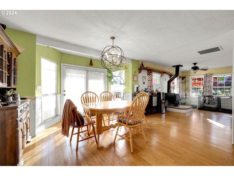 A home in Cottage Grove