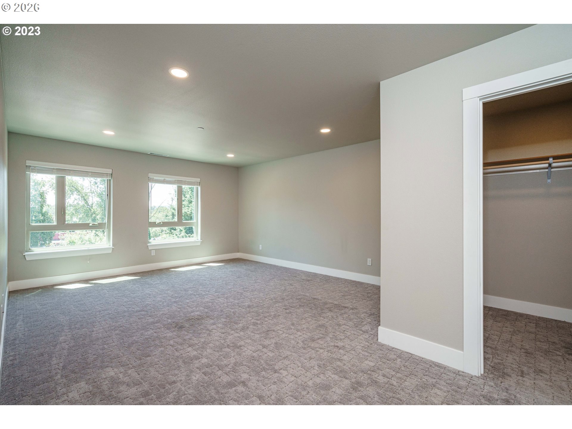 302 N BRIDGETON RD A