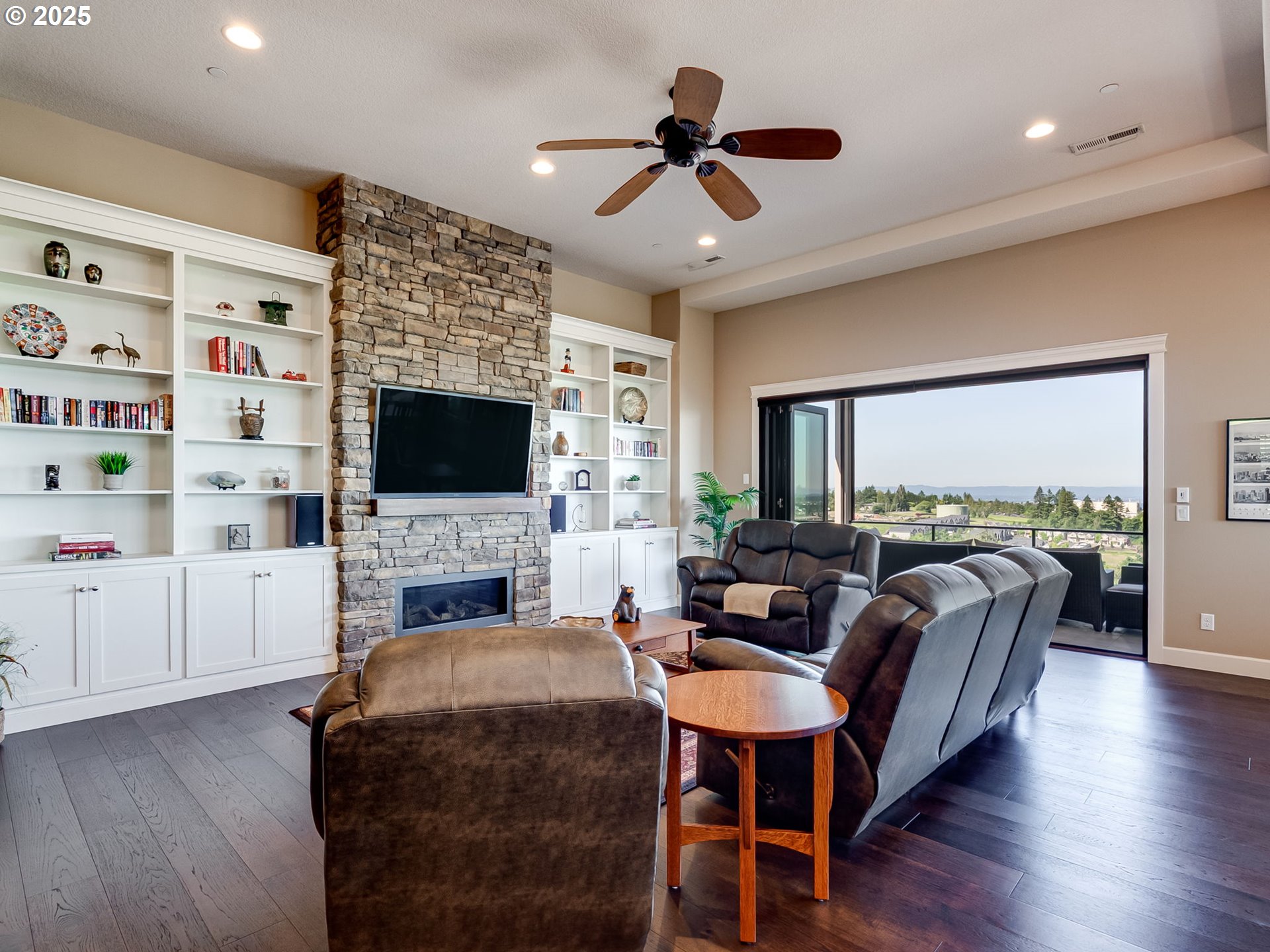 2009 NW KLICKITAT ST