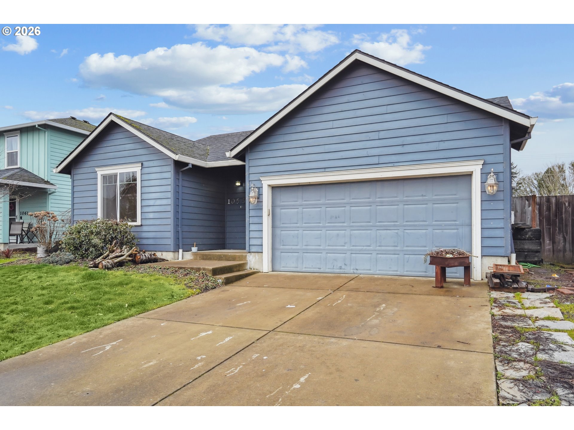 1055 SE MILLRIGHT AVE