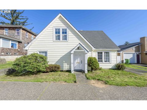 296 S 10TH ST Coos Bay OR 97420