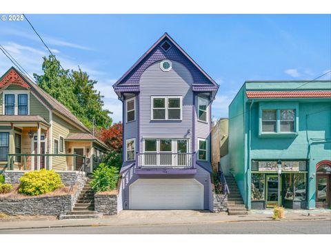 3147 SE BELMONT ST Portland OR 97214