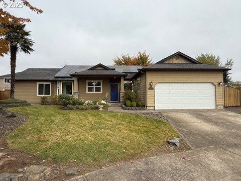 1299 PEETS CT Eugene OR 97402