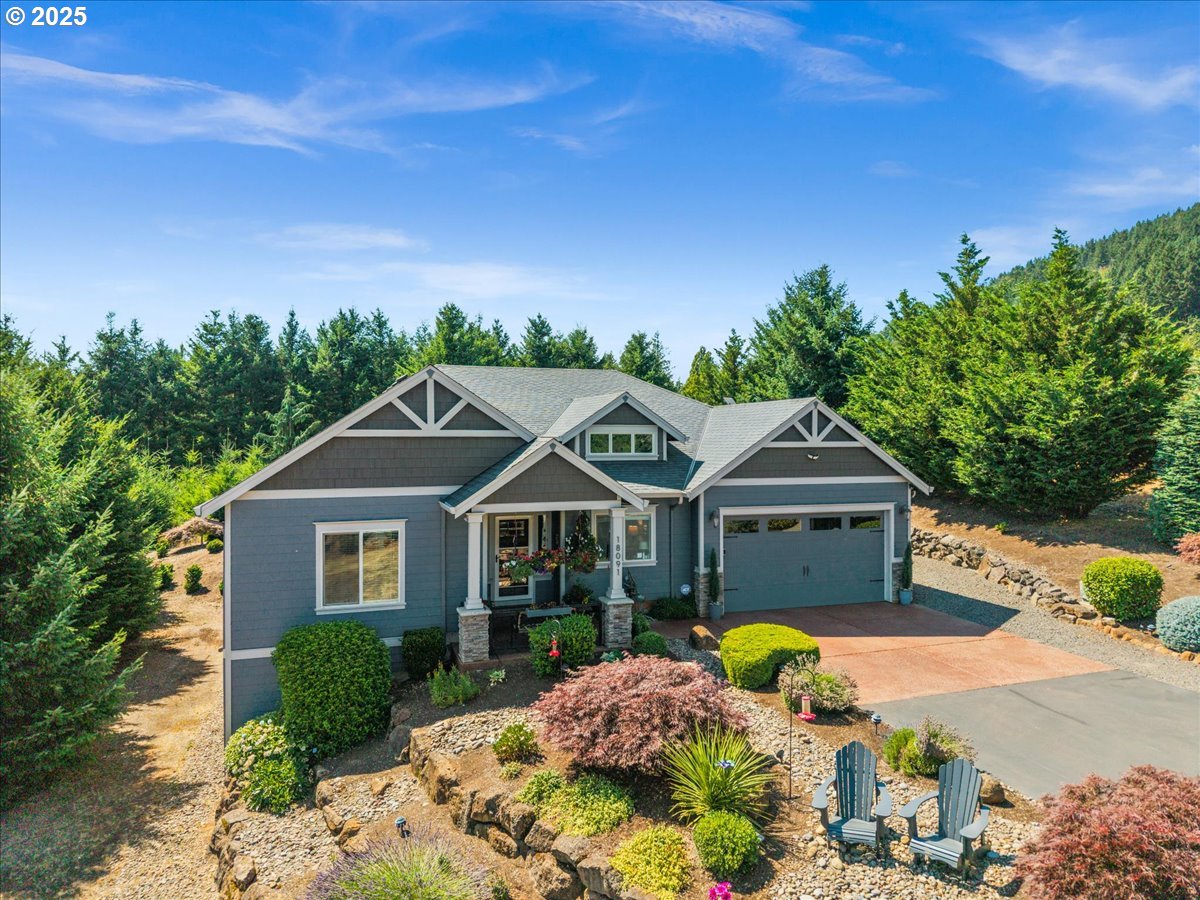 18091 NE BALD PEAK LN