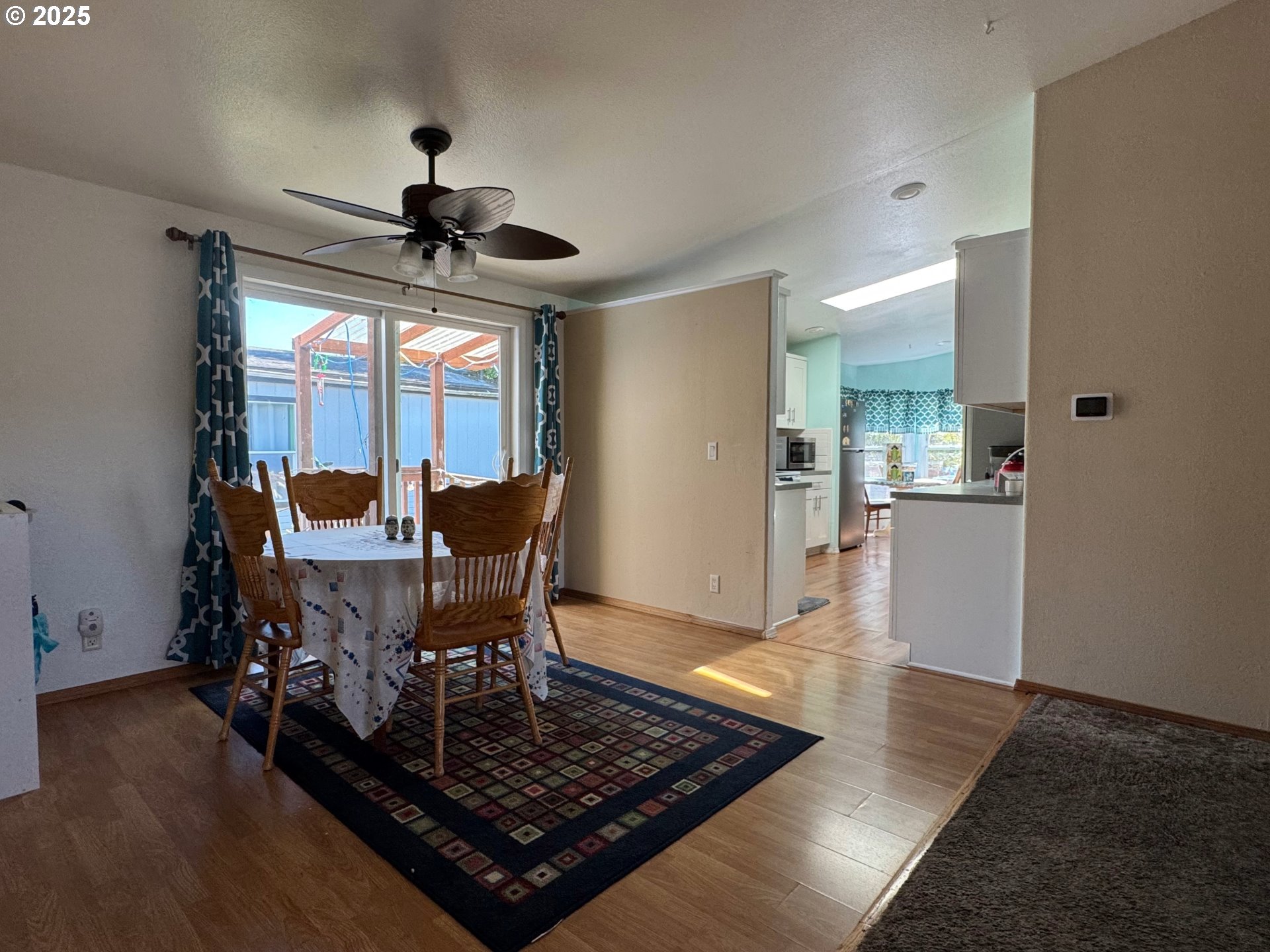 1500 S SANDOZ RD 28