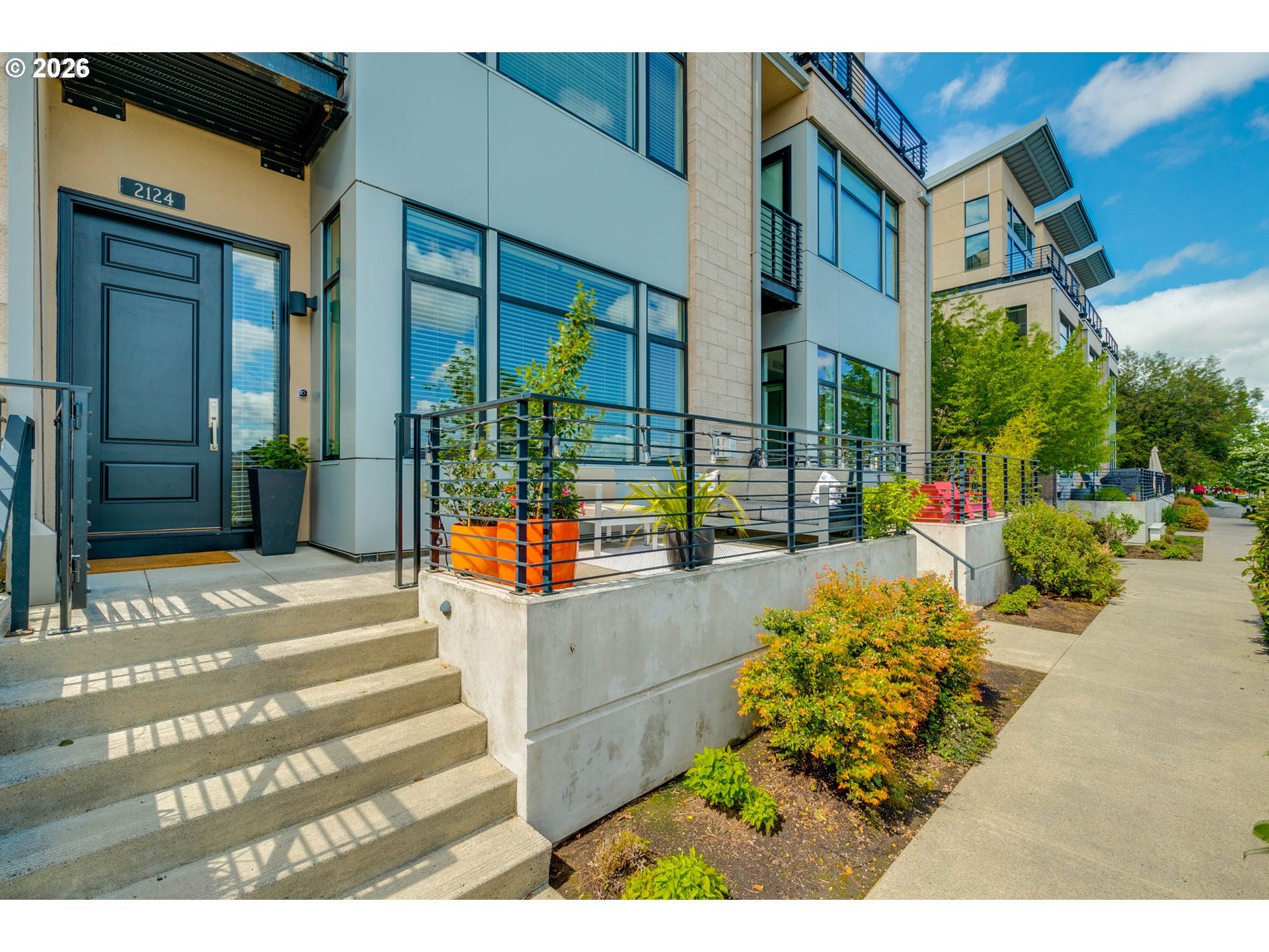 2124 NW 16TH AVE
