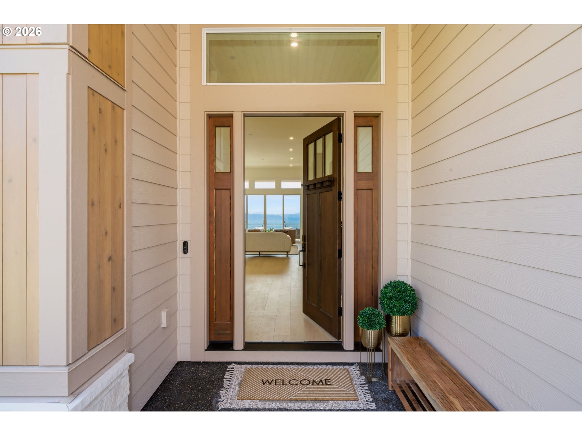 727 W ALDER CT