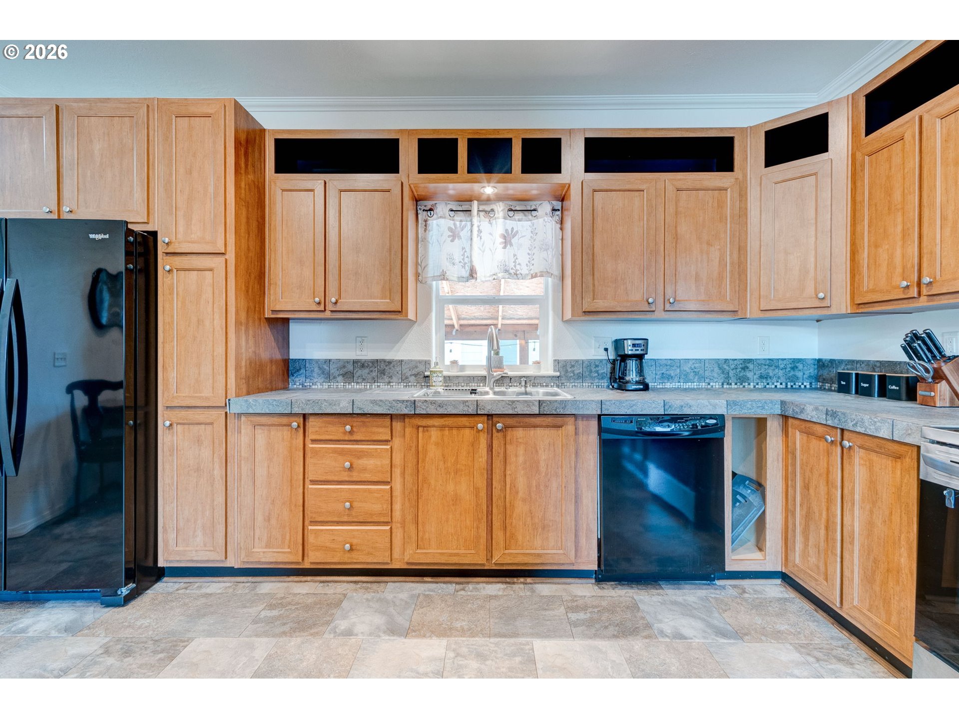 13900 SE HIGHWAY 212 185