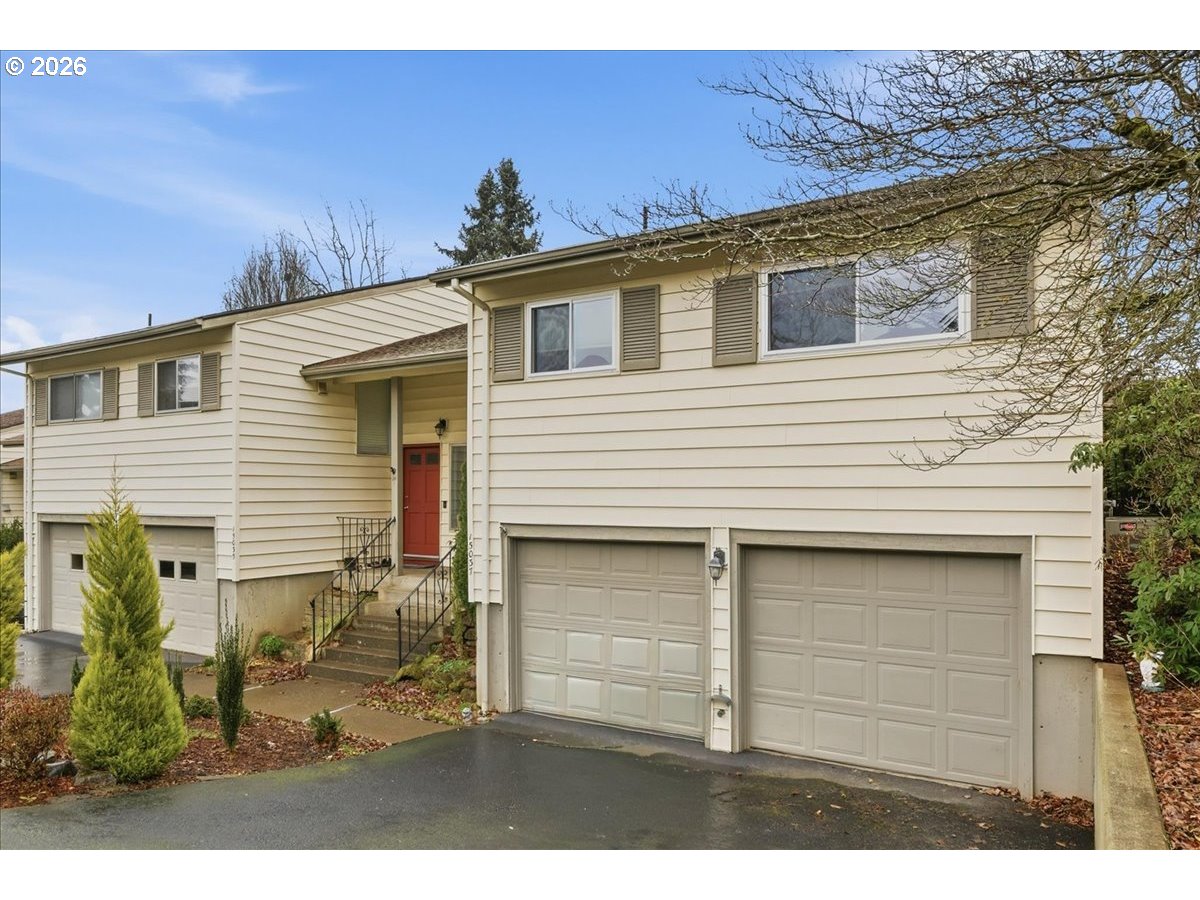 15037 NE SISKIYOU CT