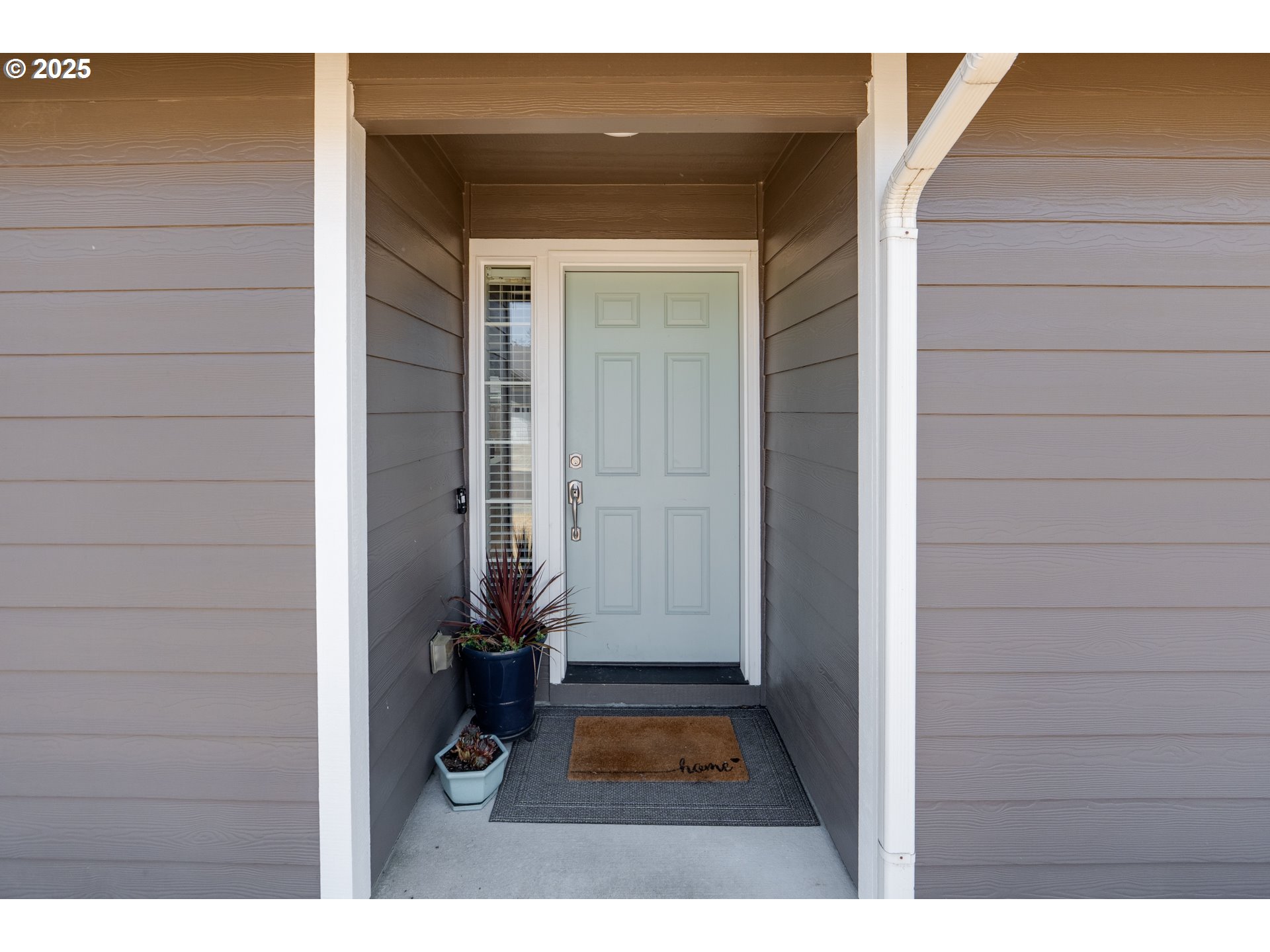 360 SW JADE PL