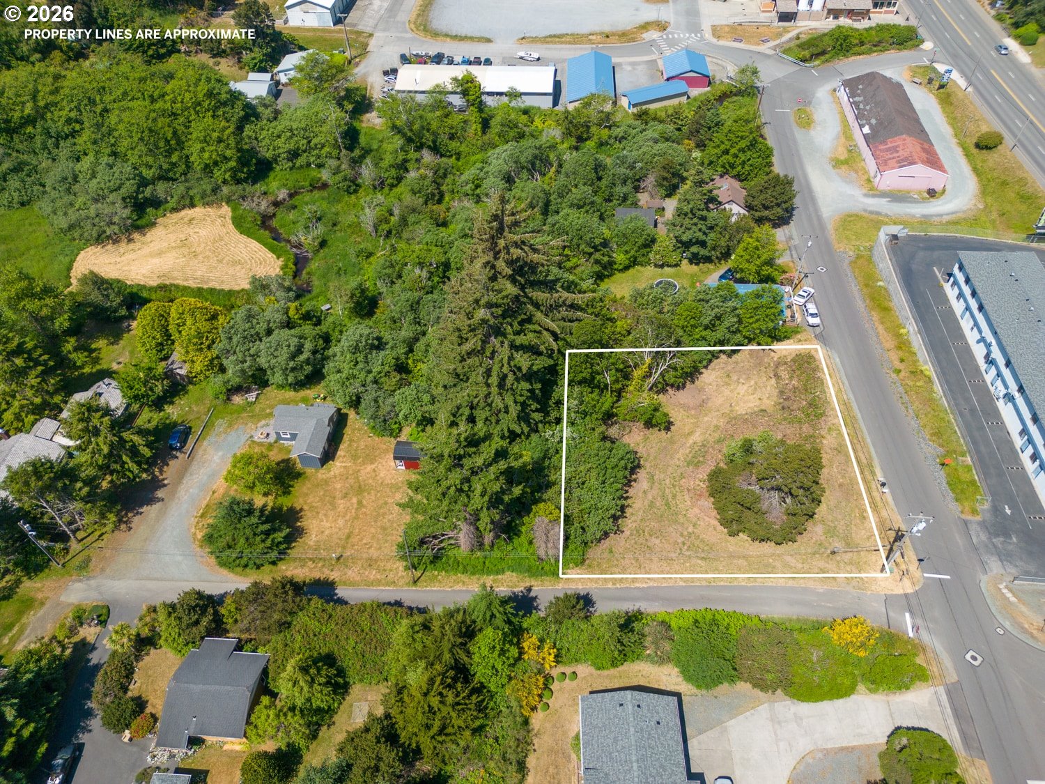 770 3RD ST SE