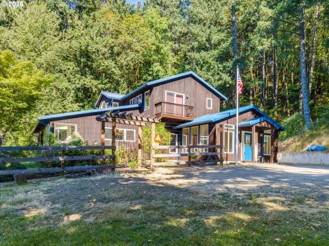 Photo of 16461 NW Orchard View Rd, McMinnville, OR 97128 (MLS # 106265963)
