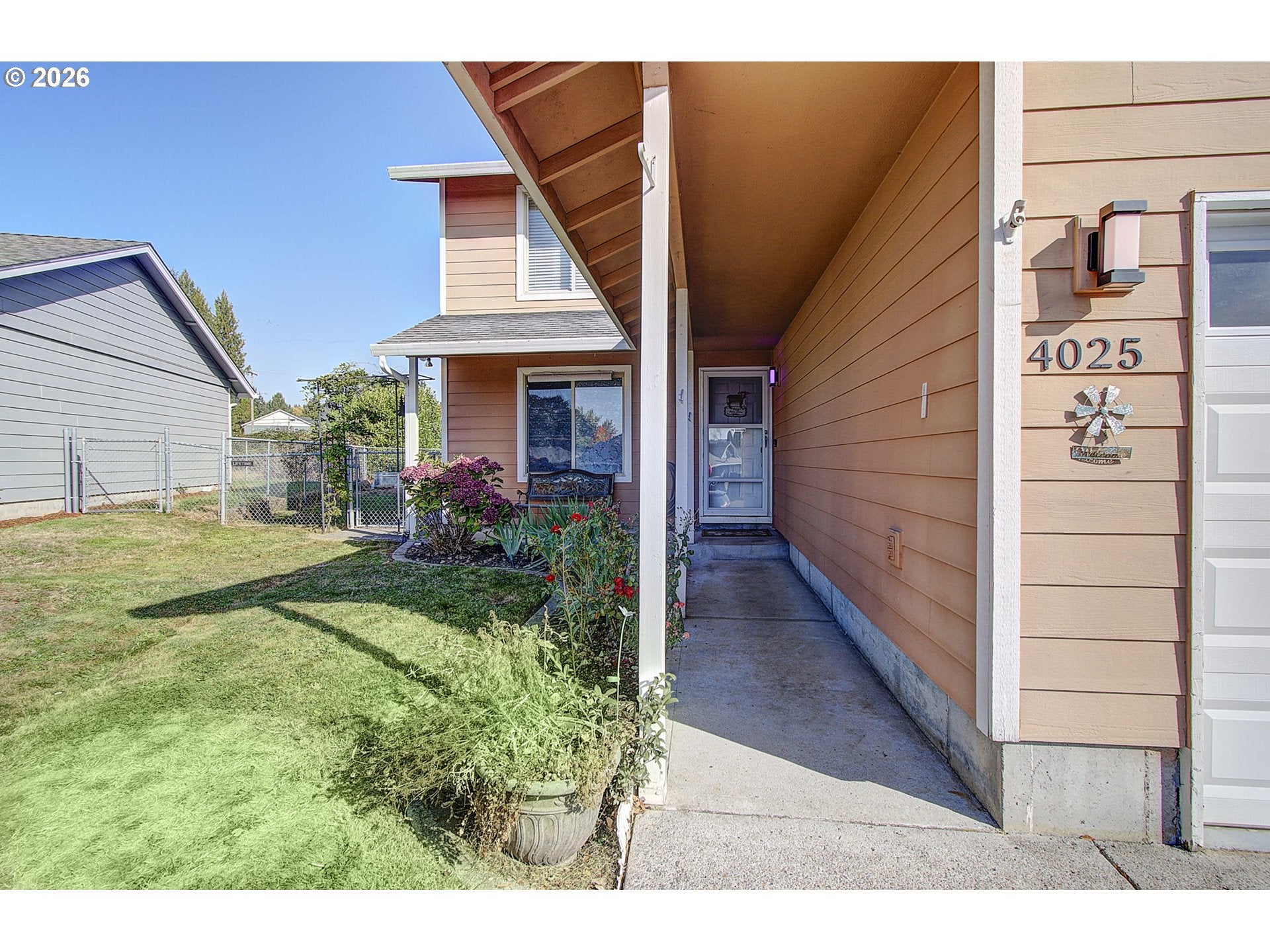 4025 A LOOP