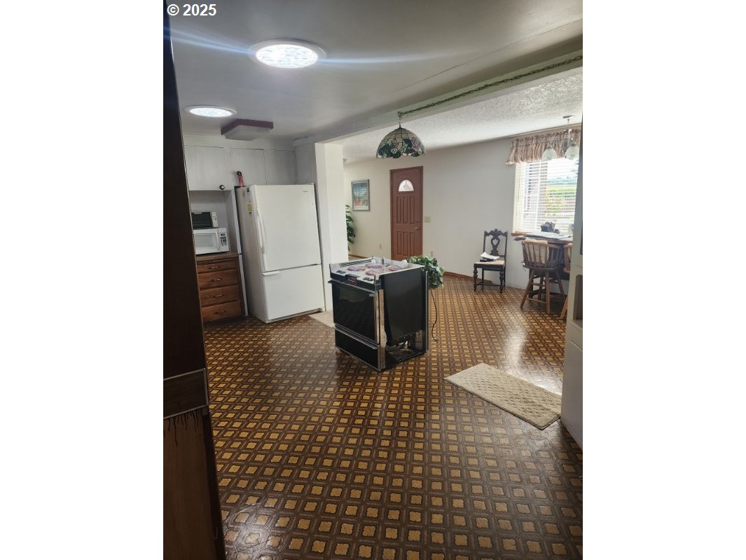 29205 SE HIGHWAY 212