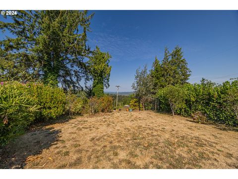 A home in Coos Bay