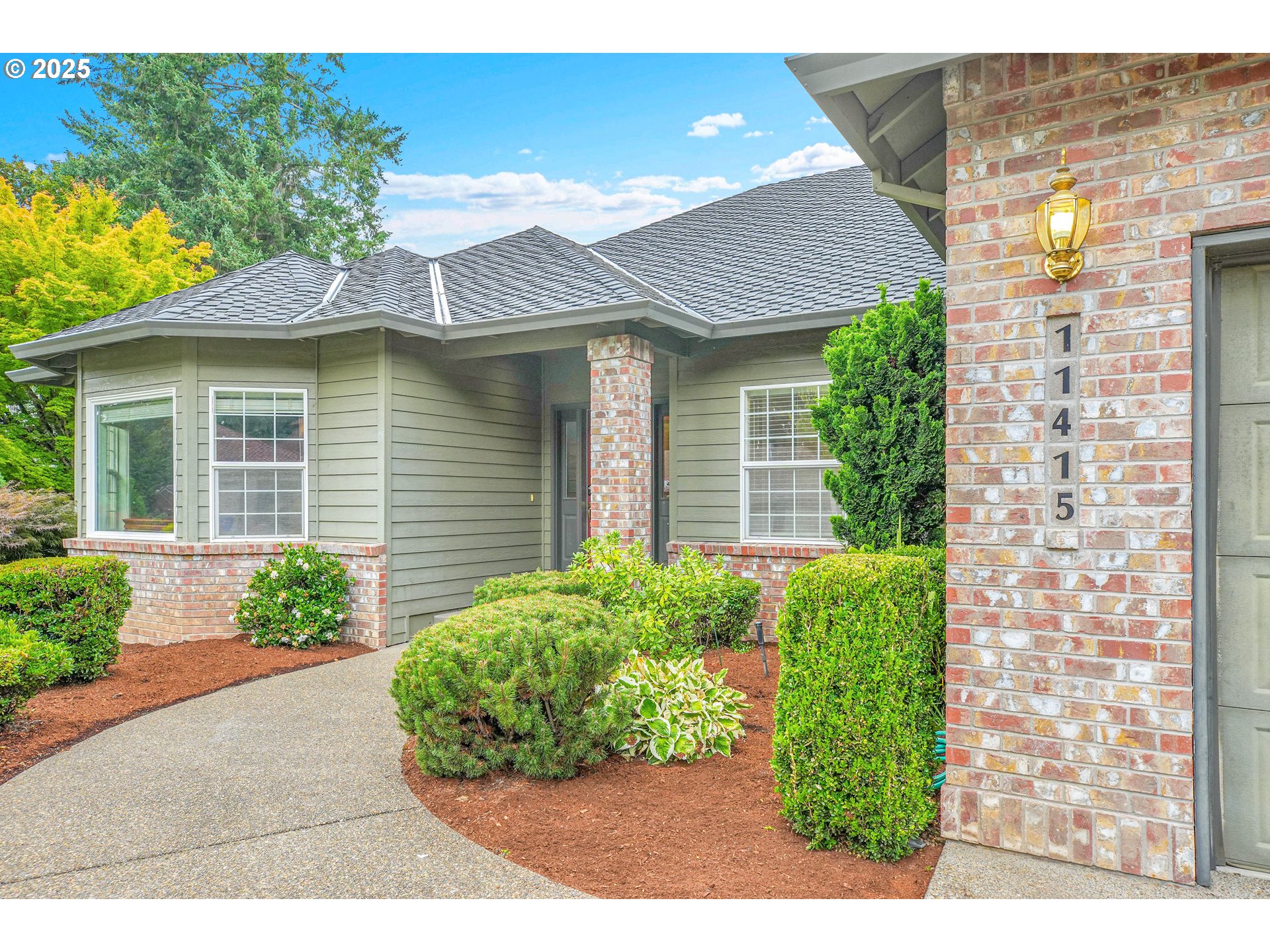 11415 SE HIGHLAND LOOP