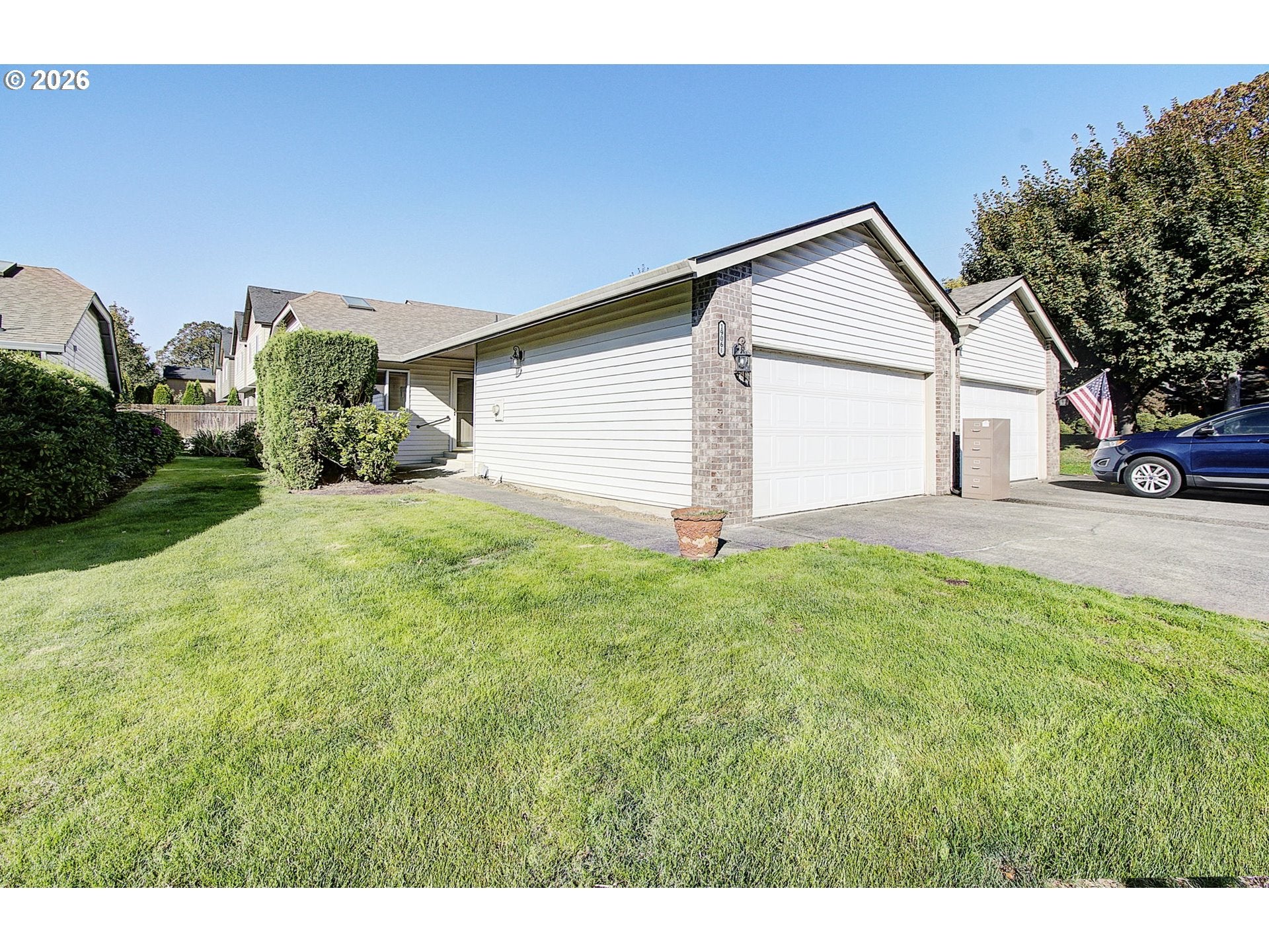 1906 SE 114TH CT