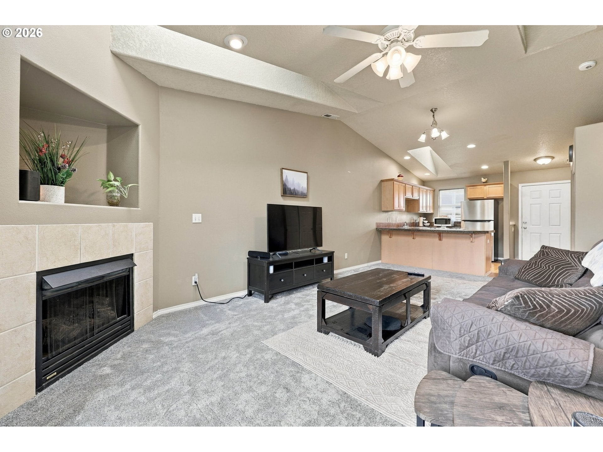 4000 NE 109TH AVE B142