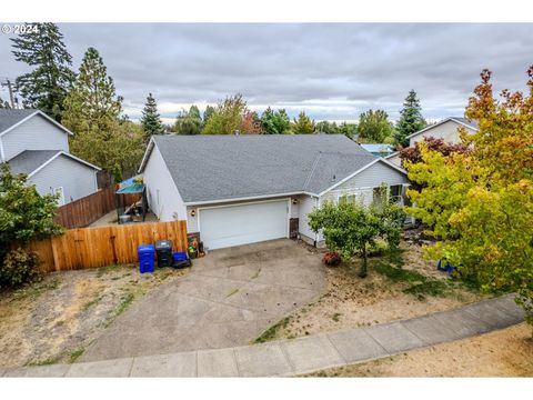 A home in Molalla