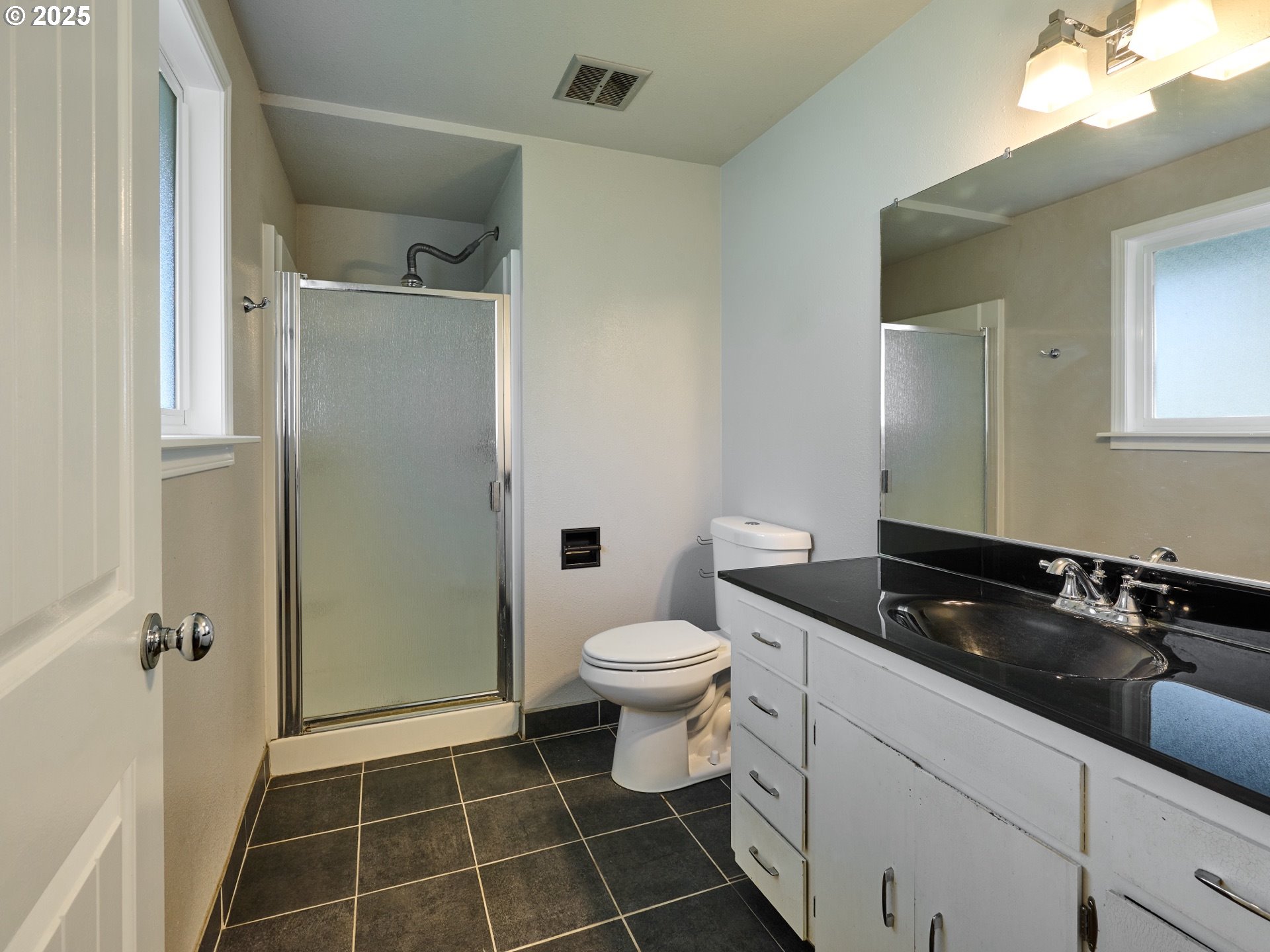 Canby, Oregon 97013, United States, 3 Bedrooms Bedrooms, ,3 BathroomsBathrooms,Residential,Active,83260