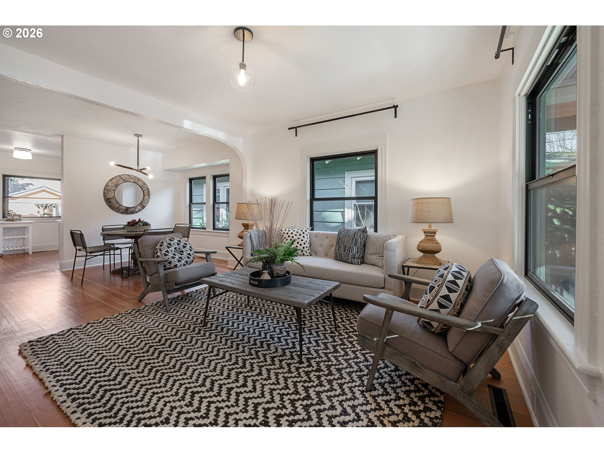 1137 SE LEXINGTON ST